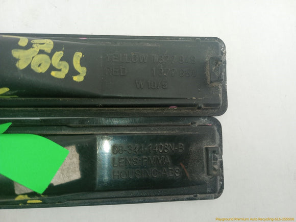 BMW 735i Pair Of Front Side Markers