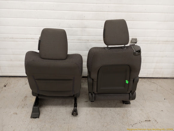 Nissan Xterra Pair Of Front Seats