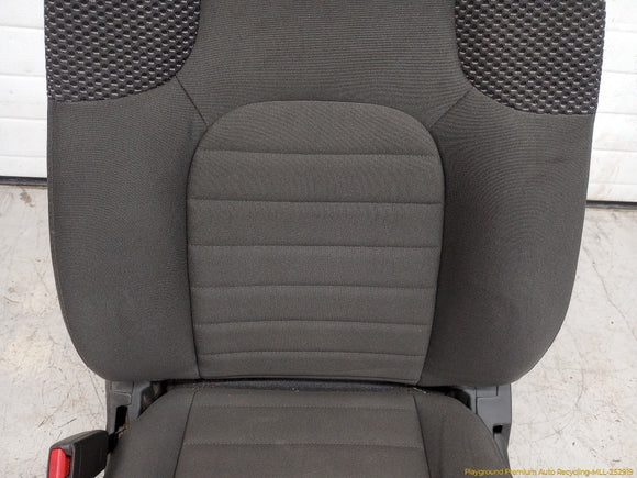 Nissan Xterra Pair Of Front Seats