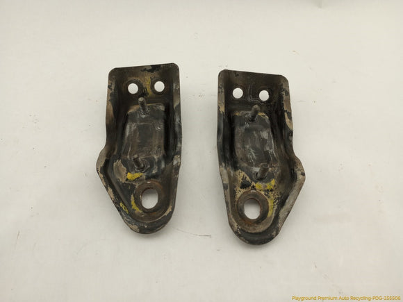 BMW 735i Pair Of Front Sway Bar Mount Brackets