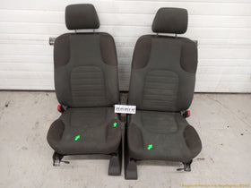 Nissan Xterra Pair Of Front Seats