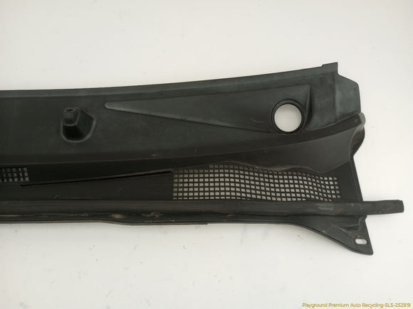 Nissan Xterra Cowl Vent Panel