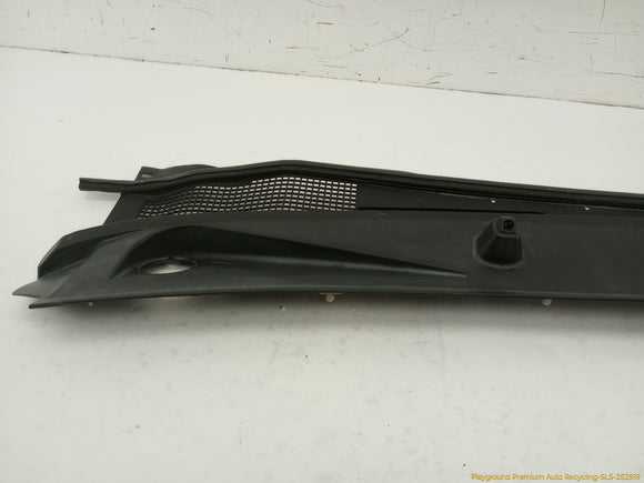 Nissan Xterra Cowl Vent Panel