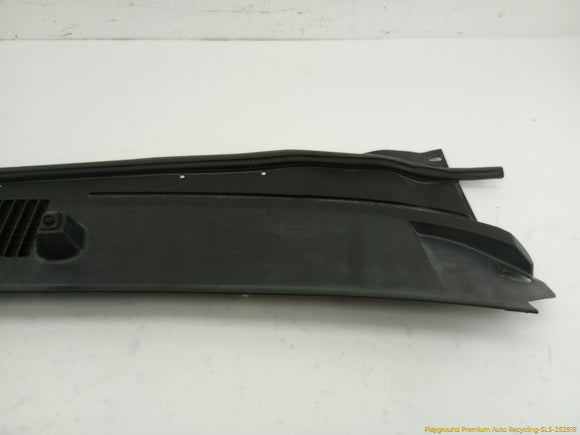 Nissan Xterra Cowl Vent Panel