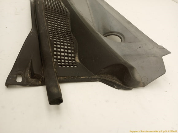 Nissan Xterra Cowl Vent Panel