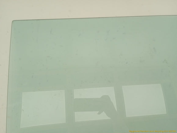 Mercedes 450SL Passenger Right Front Door Window Glass