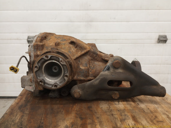 BMW 735i Rear Differential Carrier Assembly