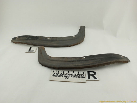 Mercedes 450SL Pair Of Front Inner Wing Splash Guards