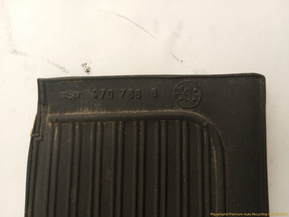Mercedes 450SL Pair Of Door Sill Scuff Mats