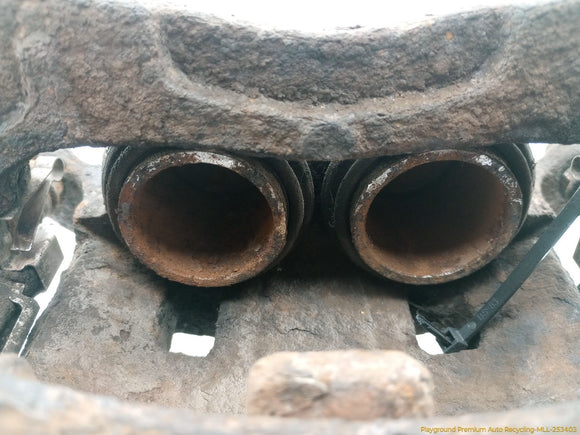 Nissan Xterra Pair Of Front Brake Calipers