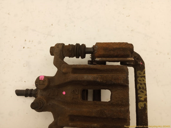 Nissan Xterra Pair Of Rear Brake Calipers