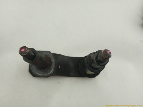 Nissan Xterra Pair Of Rear Leaf Spring Shackles