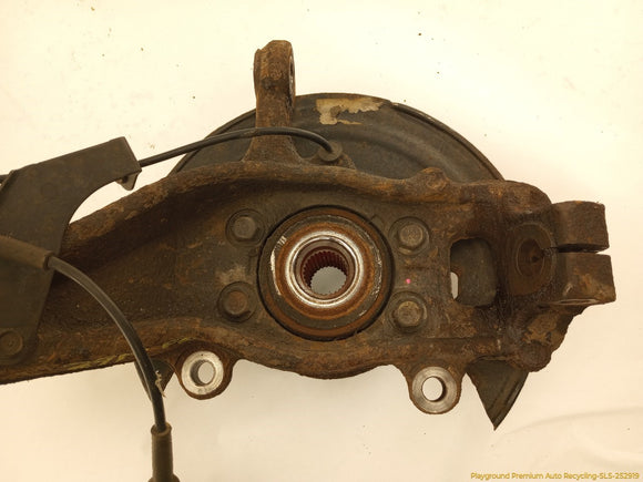 Nissan Xterra Driver Left Front Spindle Knuckle Hub