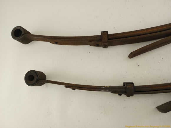 Nissan Xterra Pair Of Rear Leaf Springs