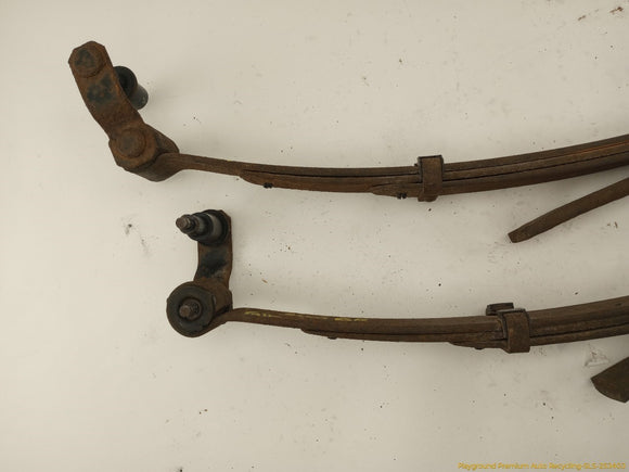 Nissan Xterra Pair Of Rear Leaf Springs