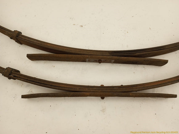 Nissan Xterra Pair Of Rear Leaf Springs