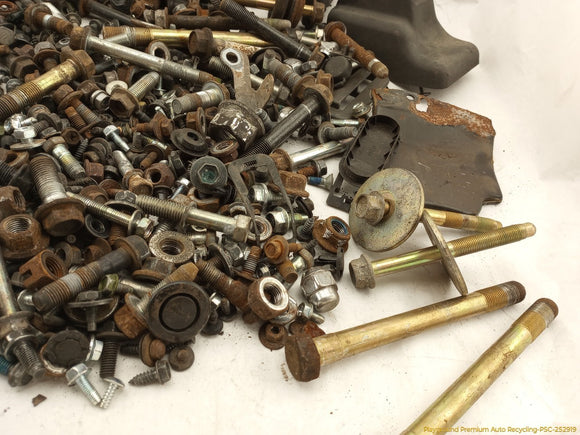 Nissan Xterra Dismantling Hardware Fasteners Bolts & Nuts