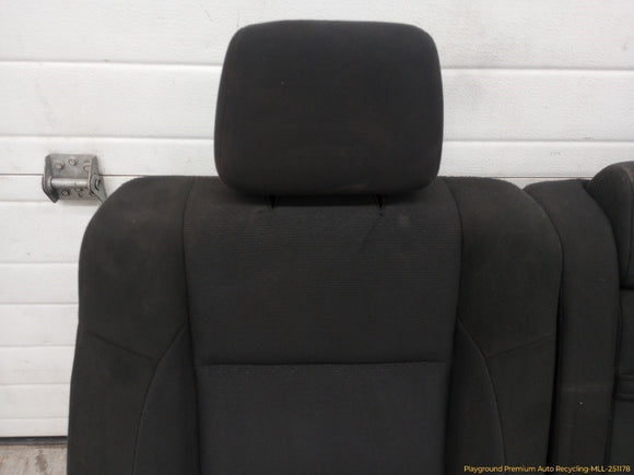 Dodge Durango Second Row Seat Set