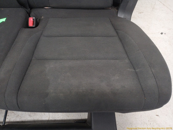 Dodge Durango Second Row Seat Set