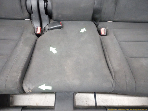 Dodge Durango Second Row Seat Set
