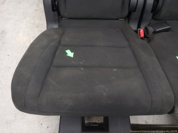 Dodge Durango Second Row Seat Set