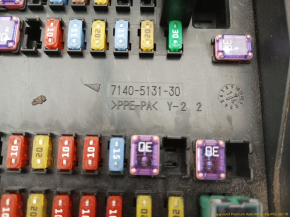 Dodge Durango Power Distribution Center Fuse Box