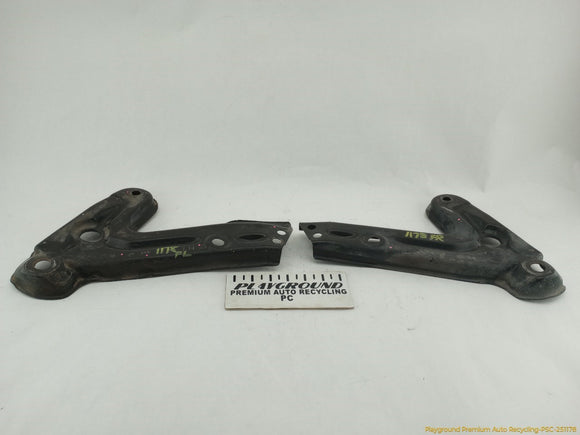 Dodge Durango Pair Of Front Crossmember Support Brackets