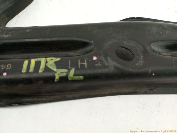 Dodge Durango Pair Of Front Crossmember Support Brackets