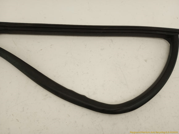 Mini Clubman Driver Left Front Door Seal Weatherstrip