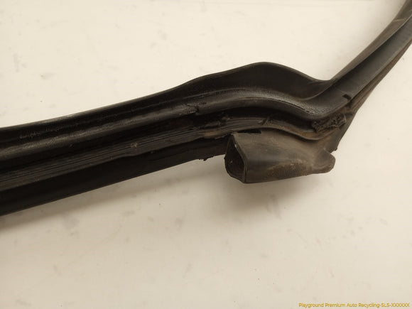 Mini Clubman Driver Left Front Door Seal Weatherstrip