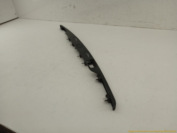 Land Rover Evoque License Plate Lamp Trim