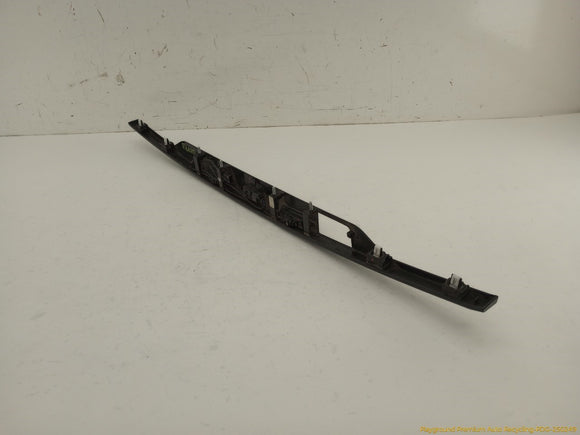 Land Rover Evoque License Plate Lamp Trim