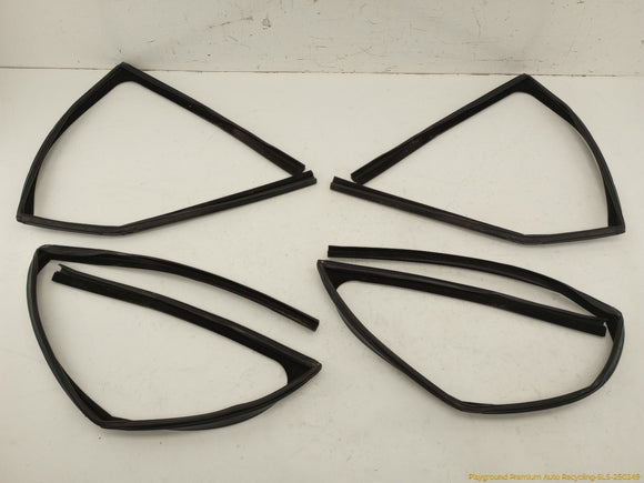 Land Rover Evoque Complete Set of Inner And Outer Door Seals And Trunk