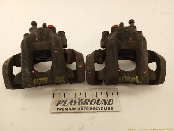 Dodge Durango Pair Of Rear Brake Calipers