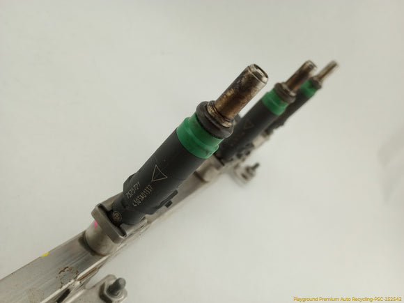 BMW 645CI Fuel Rail Set