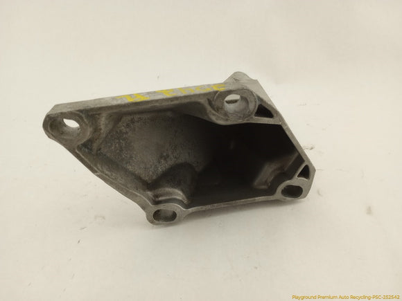 BMW 645CI Pair Of Engine Support Brackets