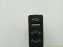 BMW Z4 AUX USB Socket-5