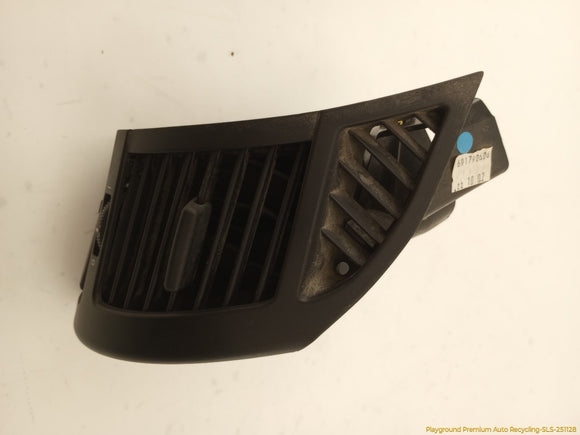 BMW Z4 Passenger Right Dash Air Vent