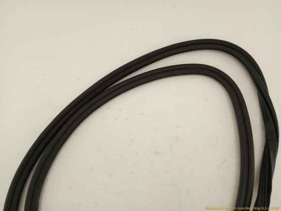 Audi A4 Allroad Pair Of Front Window Seal Weatherstrip