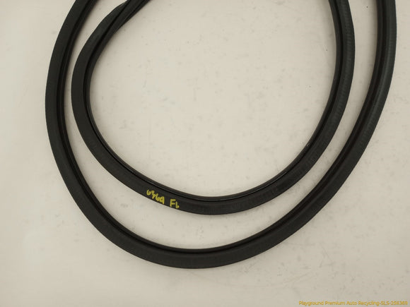 Audi A4 Allroad Pair Of Front Window Seal Weatherstrip