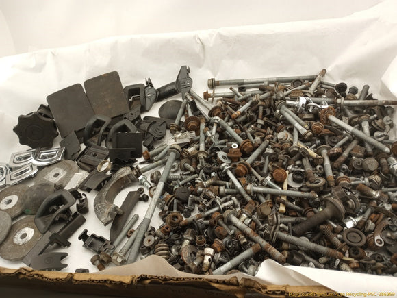 Audi A4 Allroad Dismantling Hardware Fasteners Bolts & Nuts