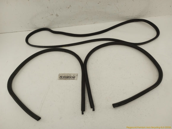 BMW Z4 Set Of Front Door & Trunk Moldings