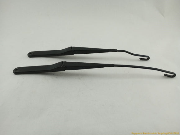 BMW Z4 Pair Of Windshield Wiper Arms