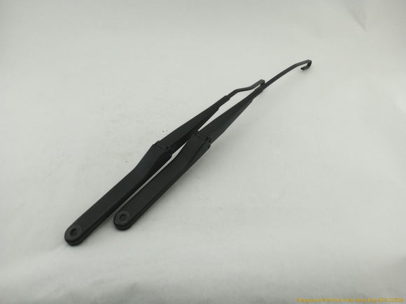 BMW Z4 Pair Of Windshield Wiper Arms