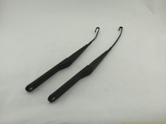 BMW Z4 Pair Of Windshield Wiper Arms