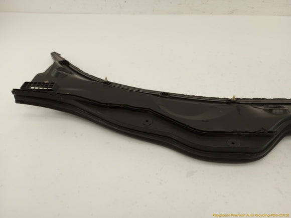 BMW Z4 Cowl Vent Panel