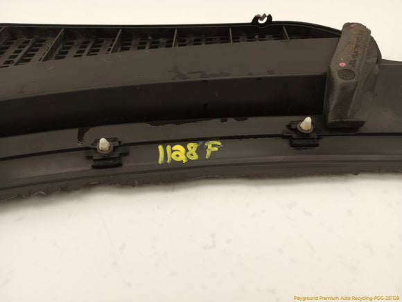 BMW Z4 Cowl Vent Panel