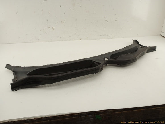 BMW Z4 Cowl Vent Panel