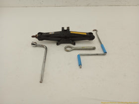 Lexus SC430 Vehicle Jack & Tools - 0