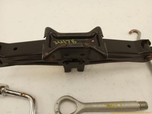 Lexus SC430 Vehicle Jack & Tools